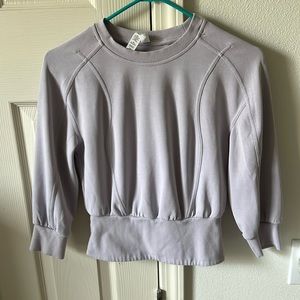 Lululemon size 2 women’s oversized cropped crewneck